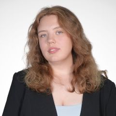 Петрова Полина